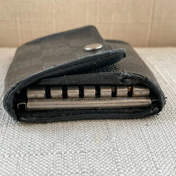 Louis Vuitton Keychain Black/Gray Leather Keys Holder Bag - Picture 3 of 12